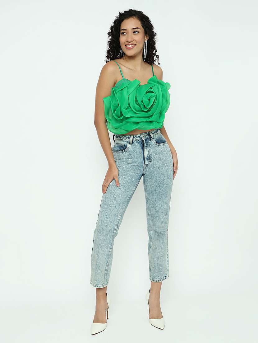 women green solid shoulder strap crop top - 21983020 -  Standard Image - 5