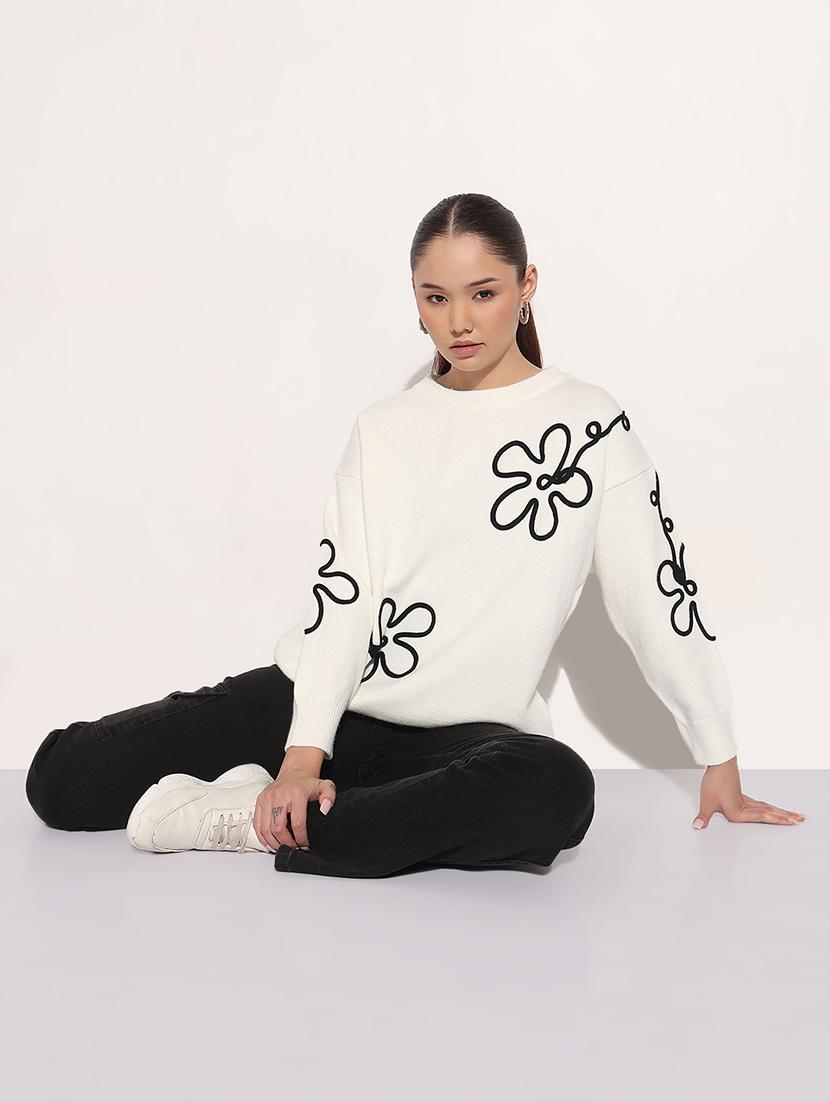women white embroidered long sleeve pullover - 21983030 - Standard Image - 5