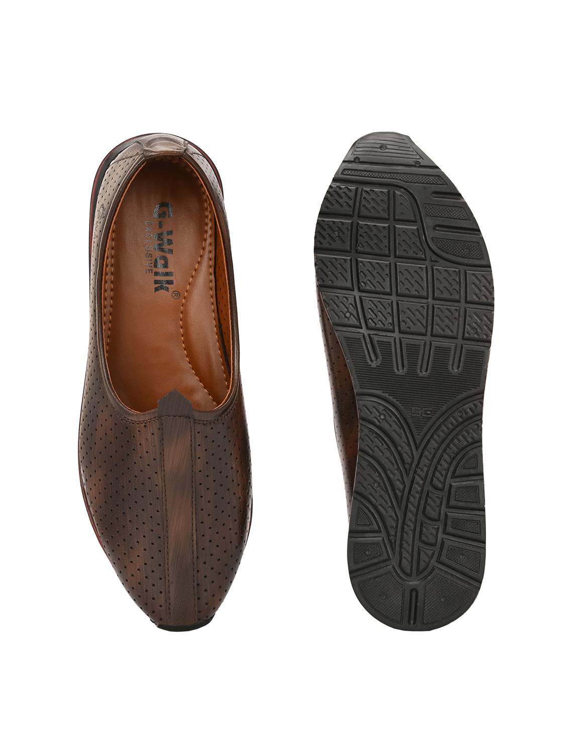 men brown slip on juti - 21983062 - Standard Image - 5