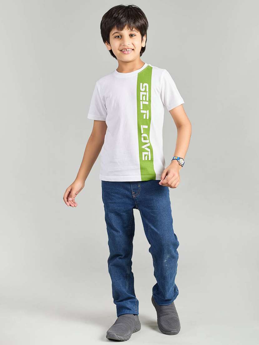 boys placement print round neck t-shirt - 21983095 -  Standard Image - 5