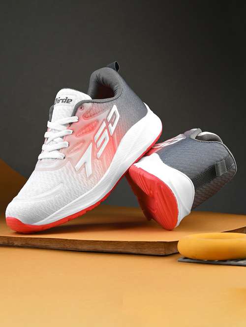 men red lace up sport shoe - 21983103 -  Standard Image - 0
