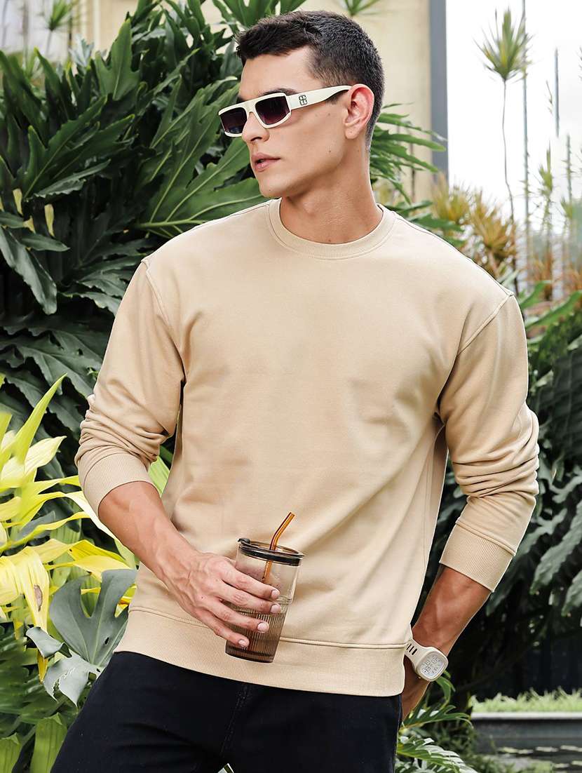 Men Solid Long Sleeve Regular Fit Sweatshirt