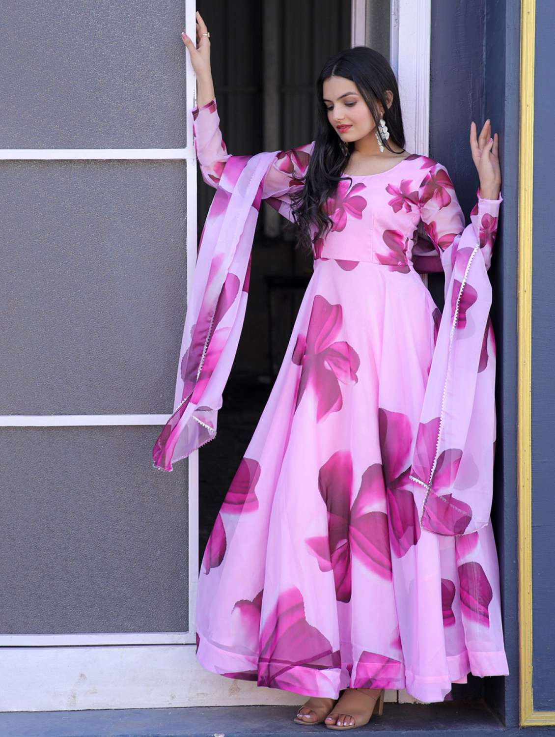 women floral print anarkali kurta and dupatta set