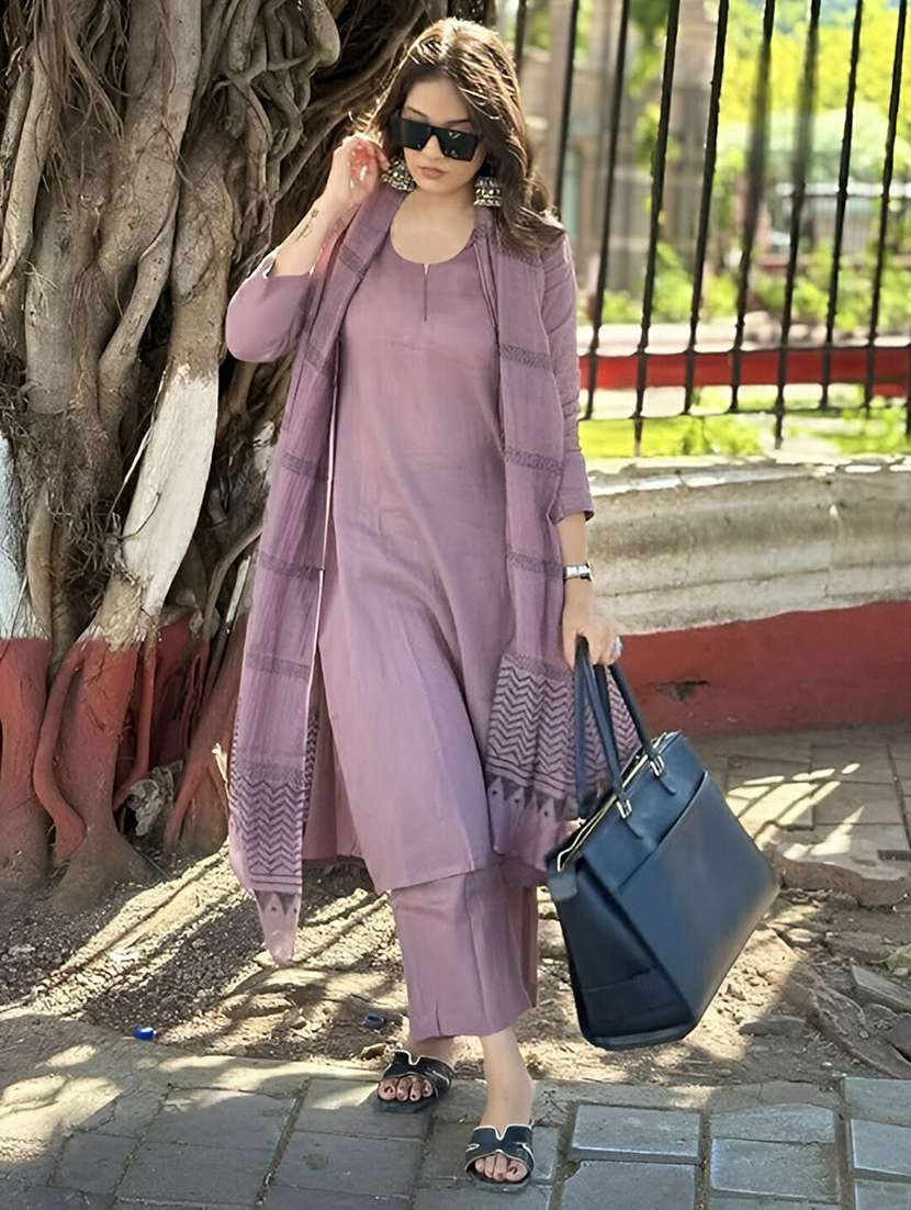 women three quarter sleeve kurta pant with dupatta set - 21983319 -  Zoom Image - 0