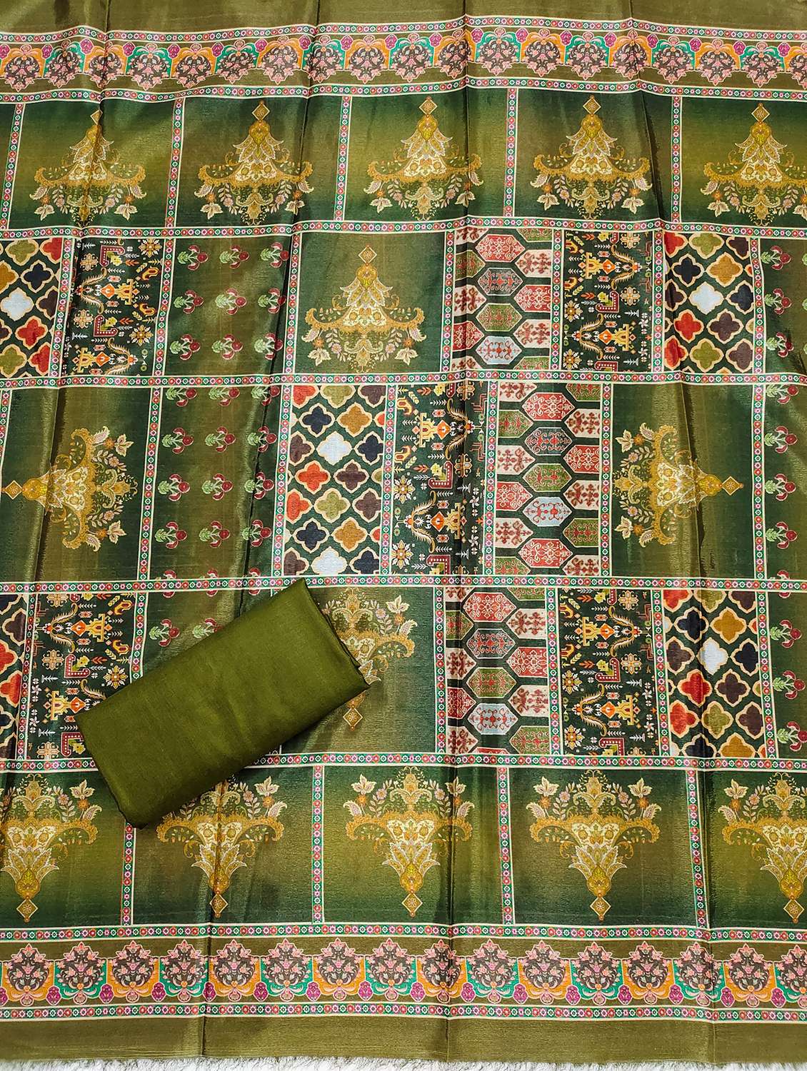 women printed embellished unstitched suit set - 21983363 -  Standard Image - 3