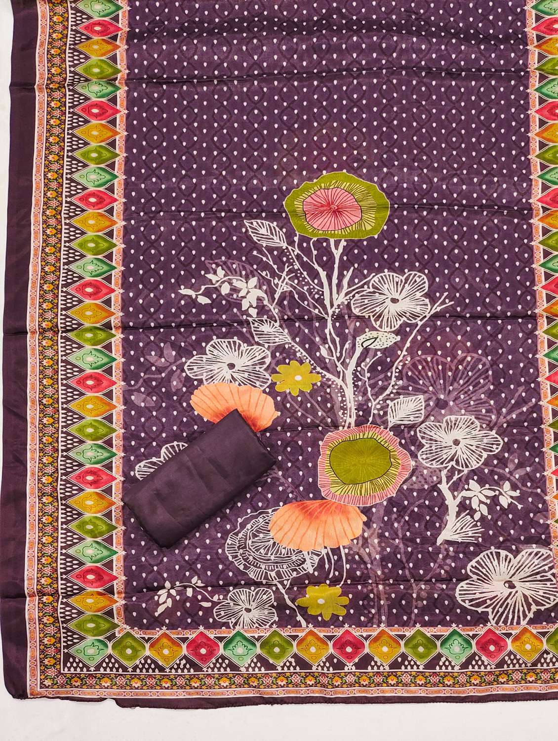 women printed embellished unstitched suit set - 21983378 -  Standard Image - 3