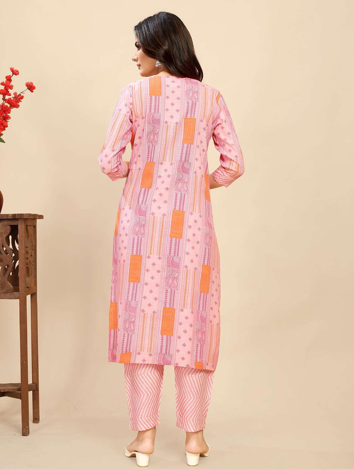 women printed three quarter sleeve kurta pant set - 21983404 -  Standard Image - 3