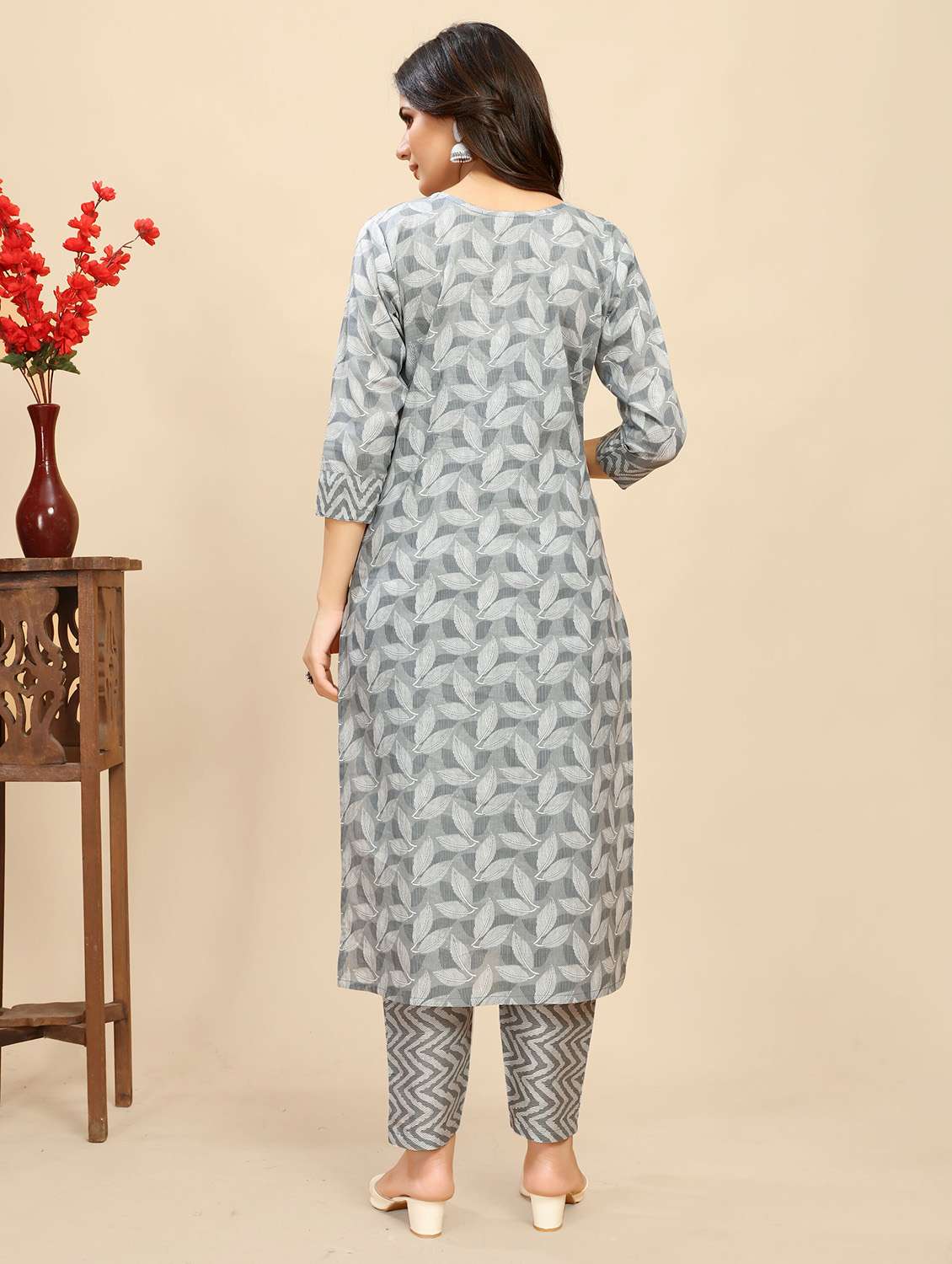 women printed three quarter sleeve kurta pant set - 21983407 -  Standard Image - 3