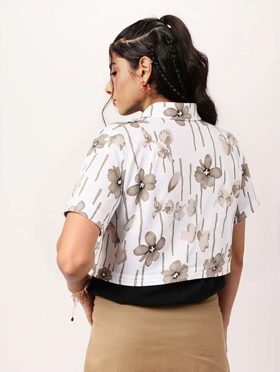 women printed collared short sleeve crop shirt - 21983466 - Standard Image - 3
