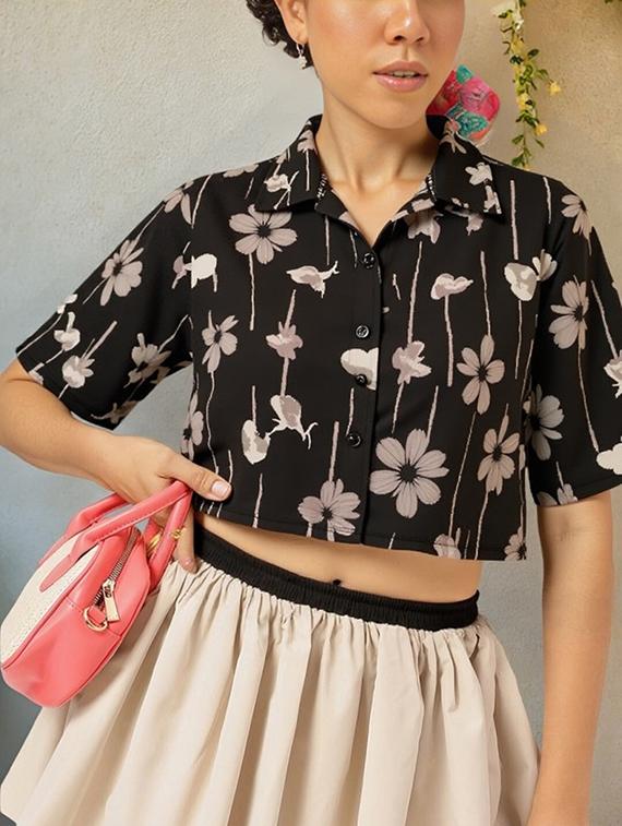women printed collared short sleeve crop shirt - 21983471 - Standard Image - 3