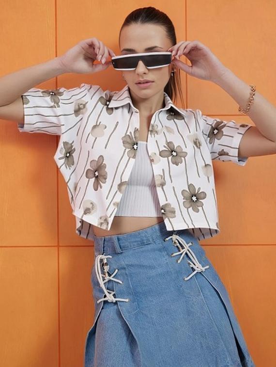 women printed collared short sleeve crop shirt - 21983492 - Zoom Image - 0