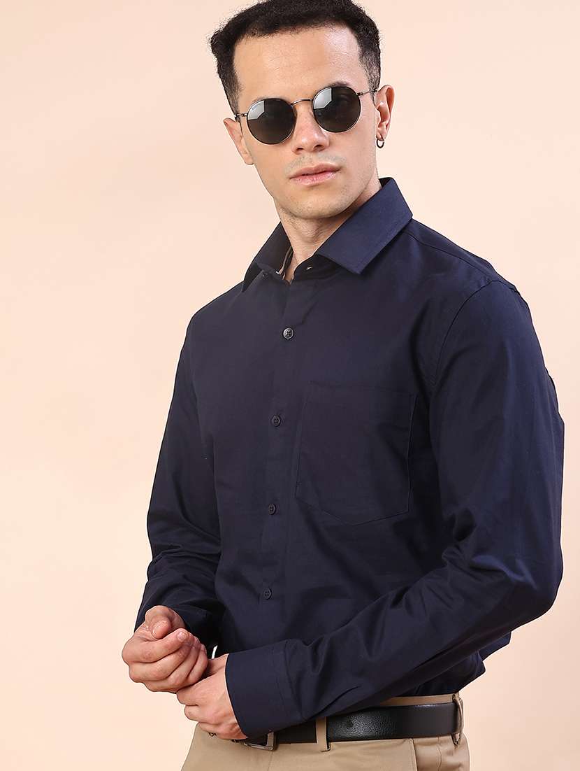men solid collared long sleeve shirt