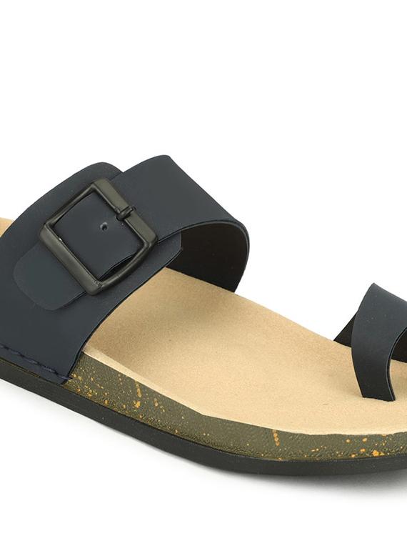 men solid one toe sandal - 21984433 - Standard Image - 5