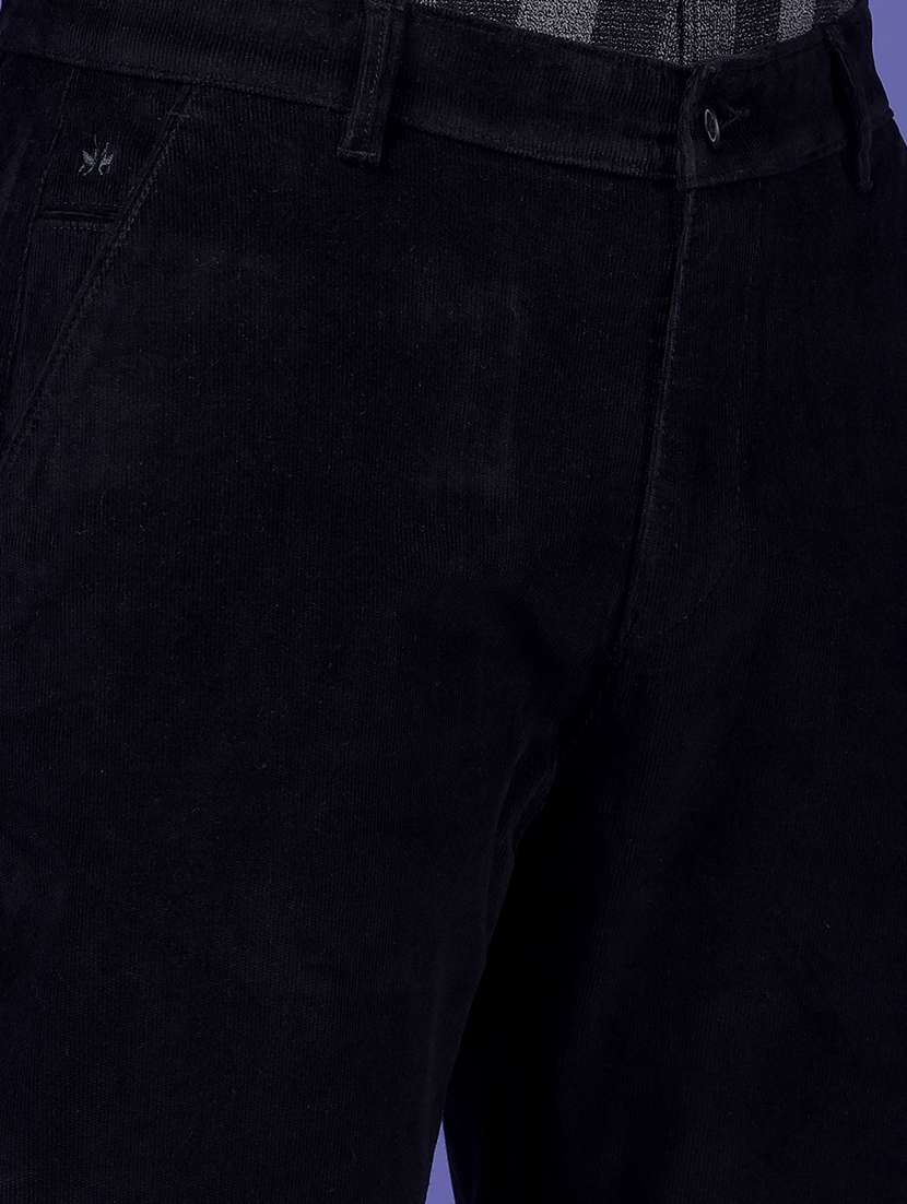 men solid mid rise straight fit chinos  - 21985045 -  Standard Image - 5