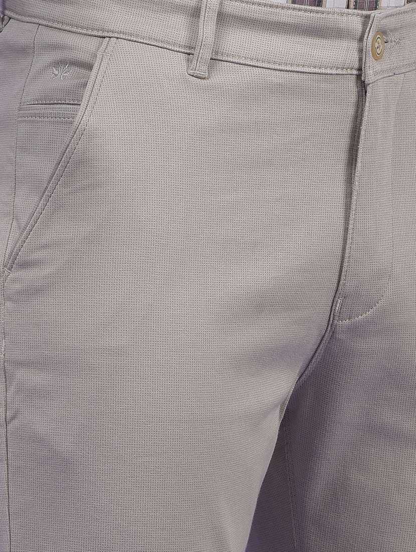 men solid mid rise slim fit chinos  - 21985052 -  Standard Image - 5