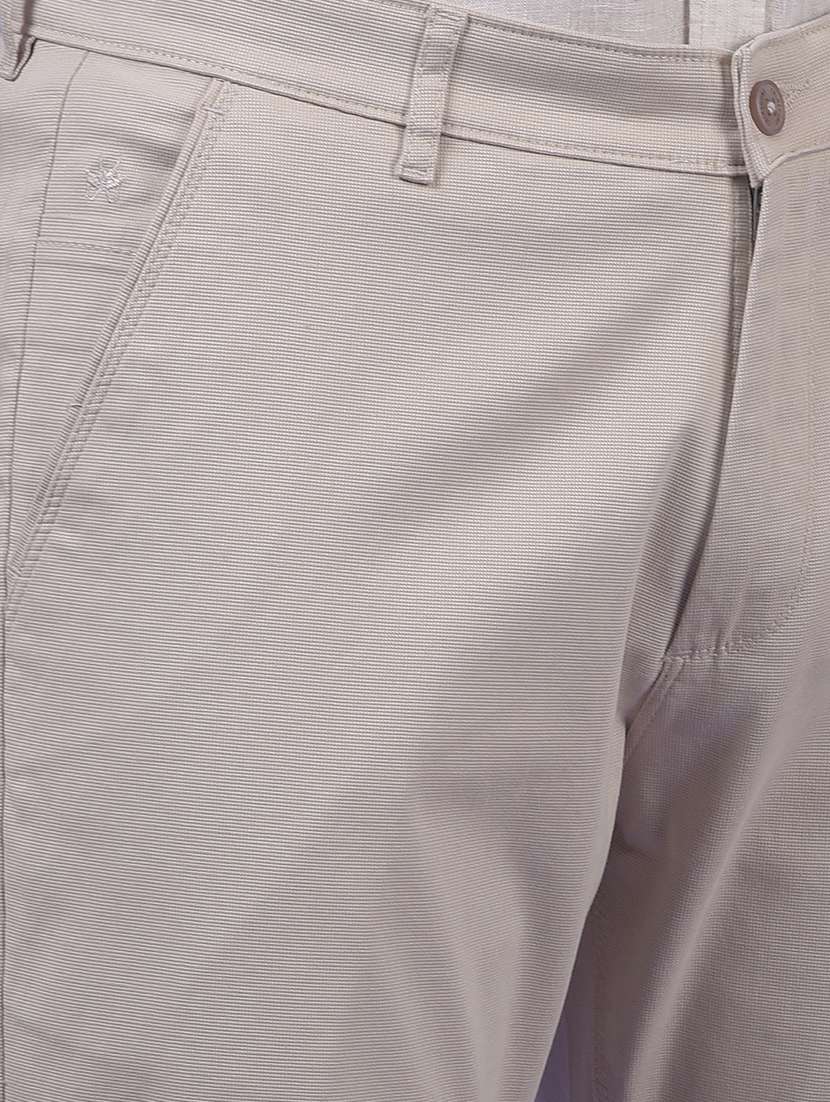 men solid mid rise straight fit chinos - 21985057 - Standard Image - 5