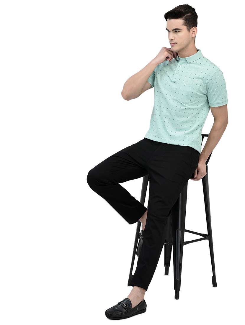 men solid mid rise slim fit chinos - 21985067 - Standard Image - 5