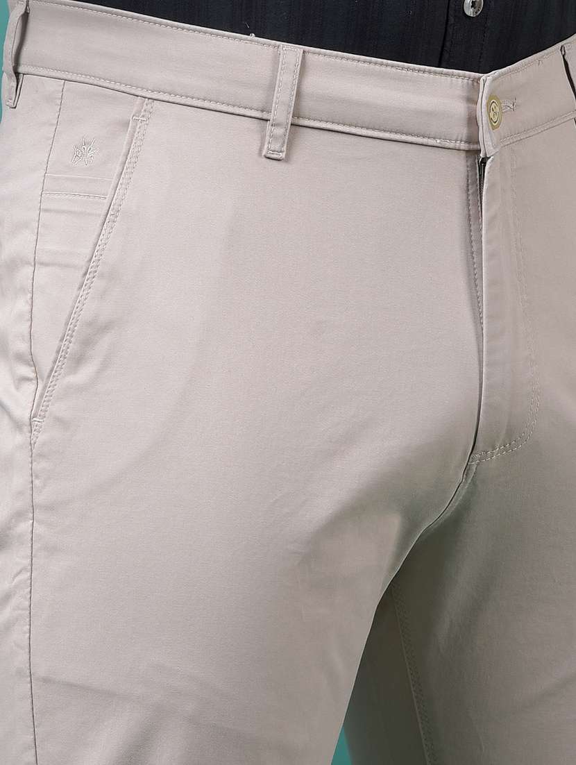 men solid mid rise slim fit chinos  - 21985084 -  Standard Image - 5