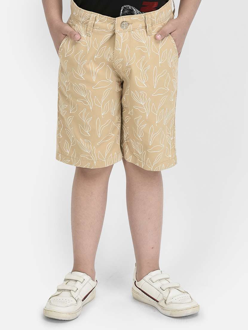 boys printed mid rise regualr fit shorts