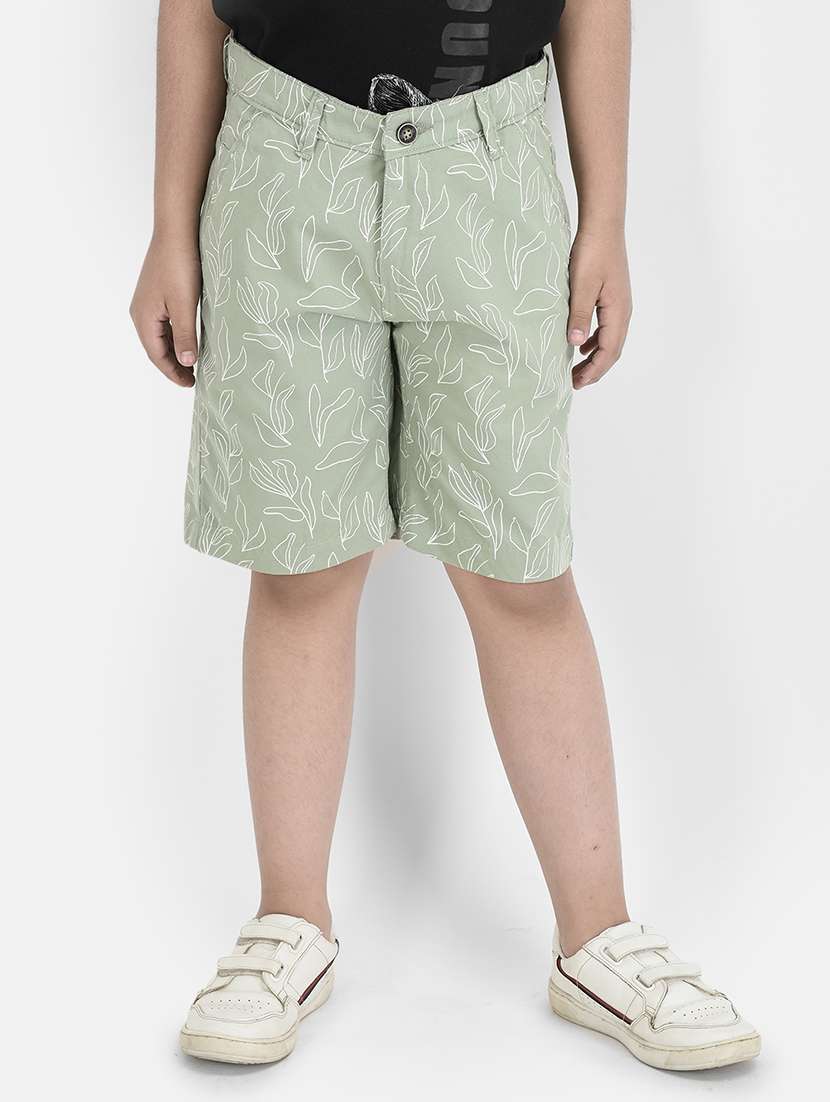 boys printed mid rise regular fit shorts 