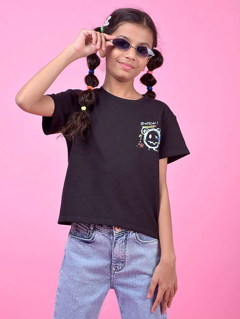 black cotton blend front print tee