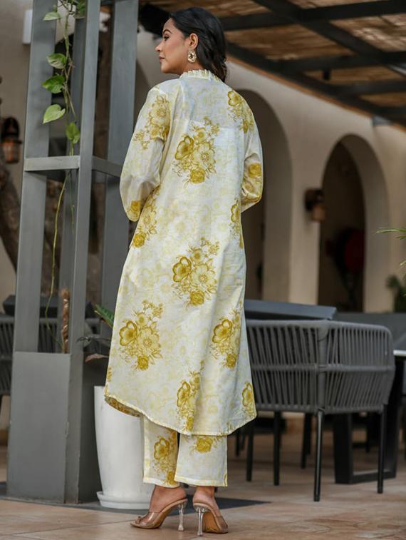 women floral three quarter sleeve kurta pant set - 21985493 - Standard Image - 3