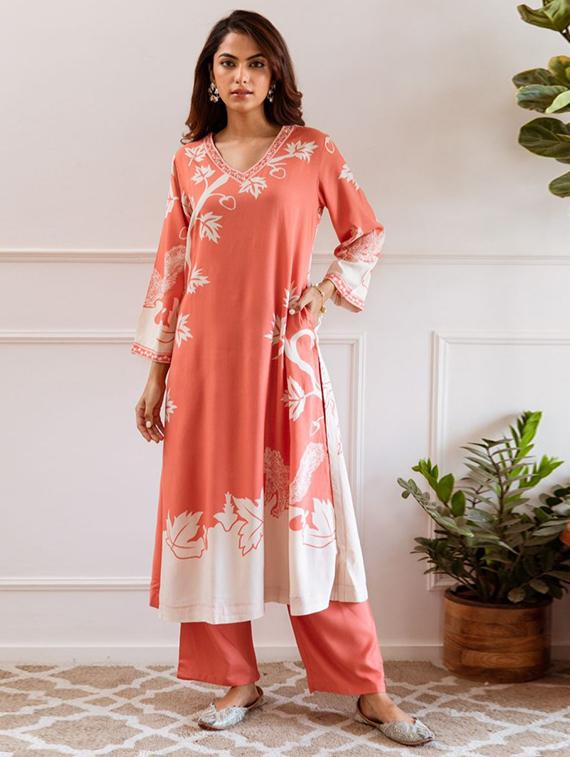 women printed long sleeve kurta pant set