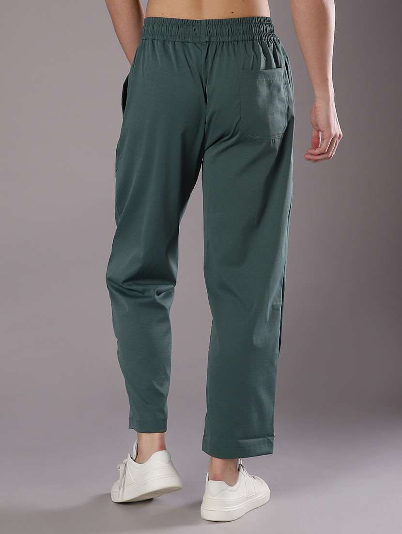 men solid mid rise regular fit cargo - 21985806 -  Standard Image - 3
