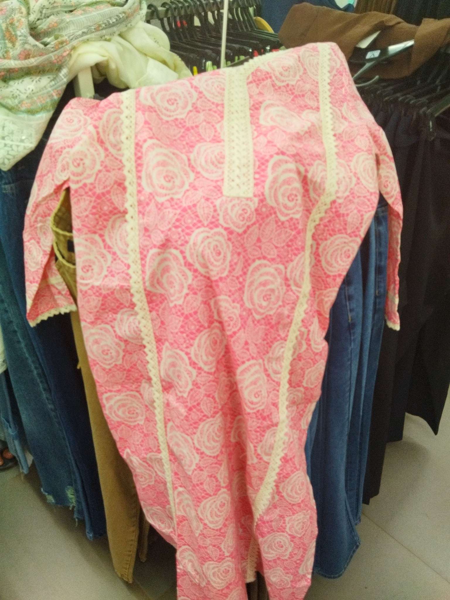 pink cambric kurta - 21985810 - Zoom Image - 0