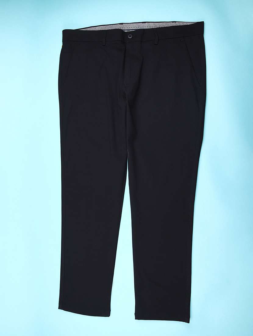 men solid mid rise chinos 