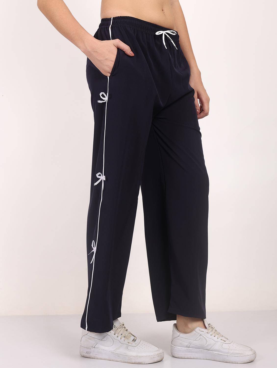women solid mid rise straight trouser