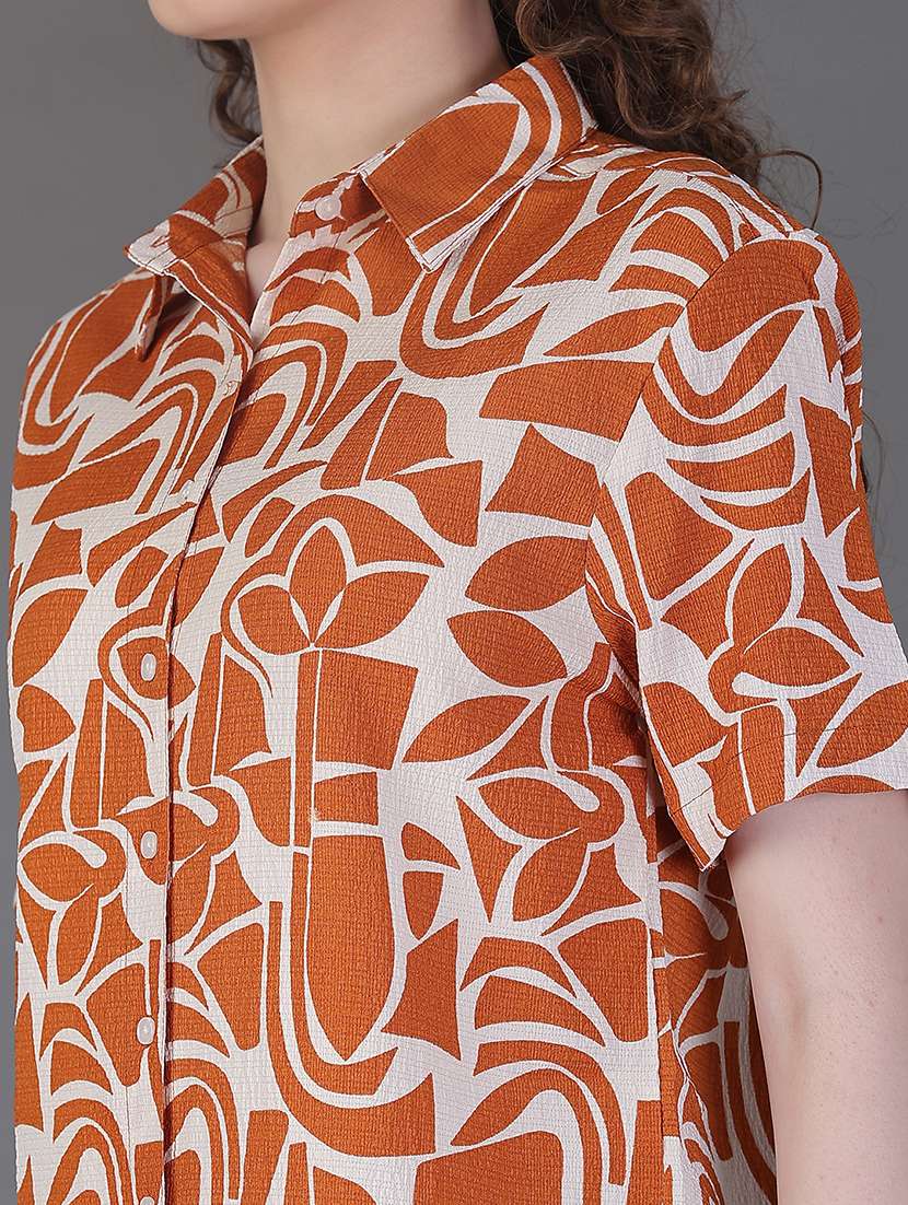 women printed collared short sleeve boxy shirt - 21986493 -  Standard Image - 5