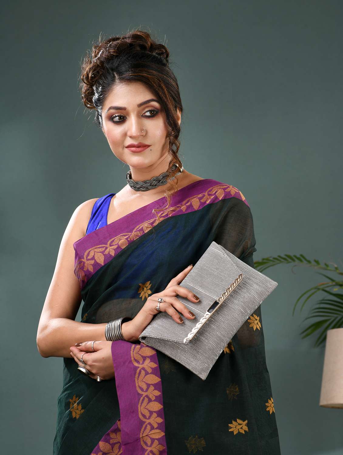 women self design handloom saree - 21986581 -  Standard Image - 5