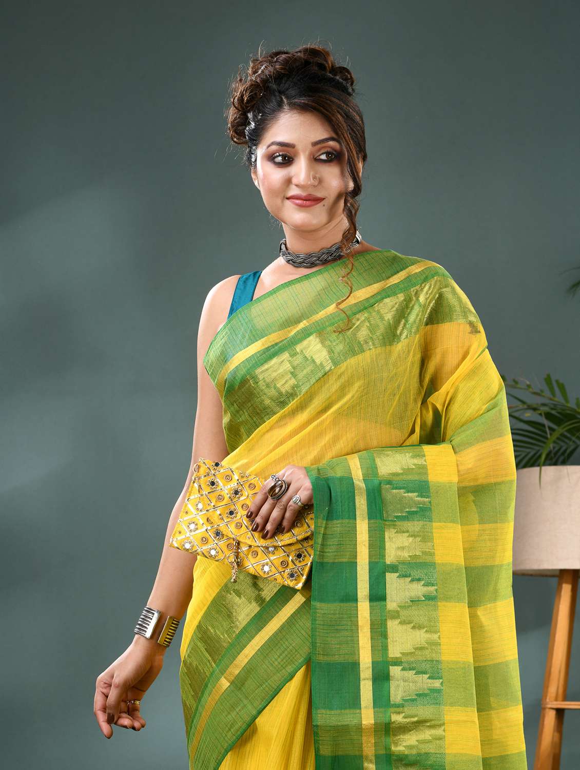 women self design tant saree - 21986605 -  Standard Image - 5