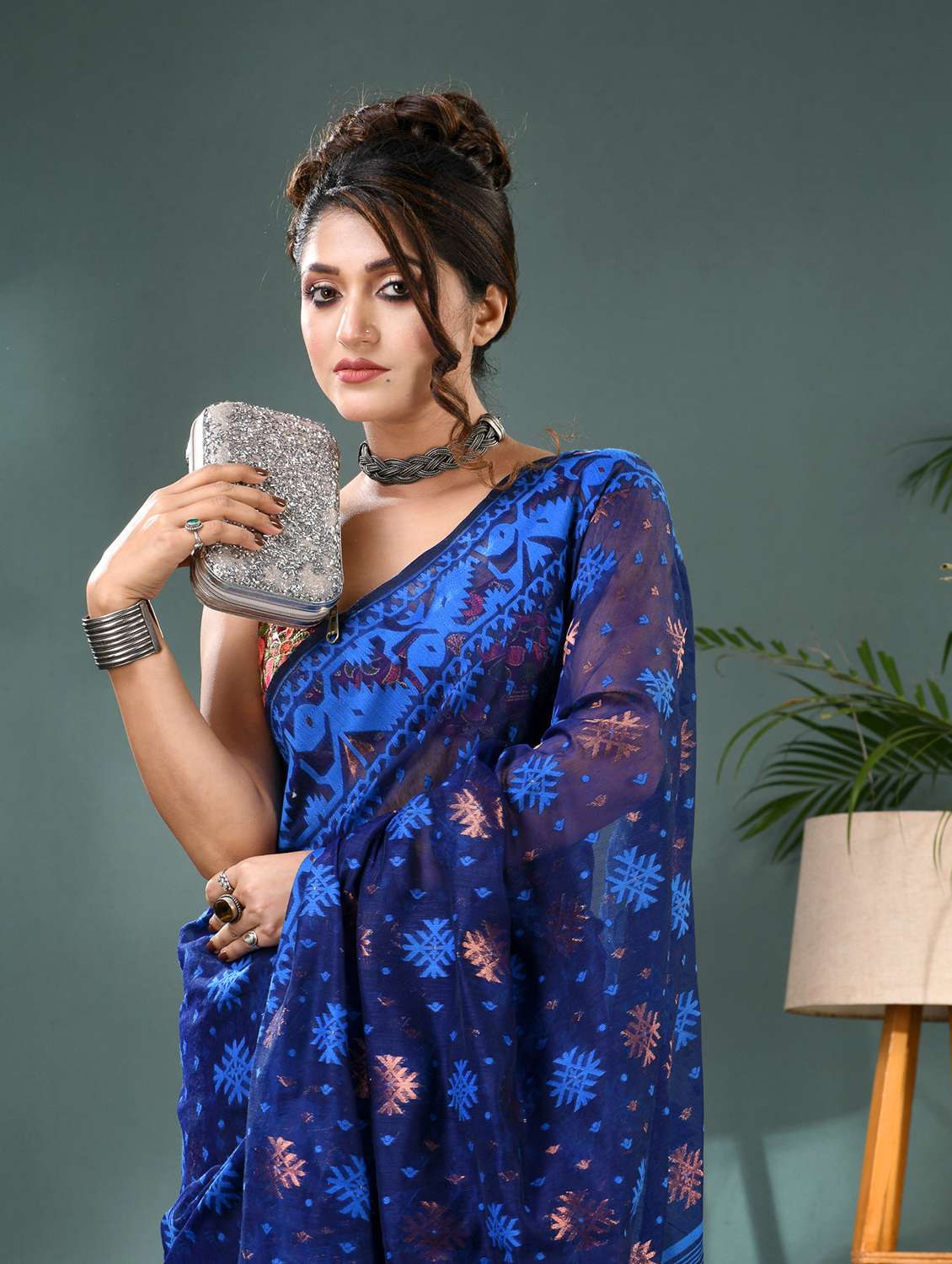 women self design jamdani saree - 21986607 - Standard Image - 5