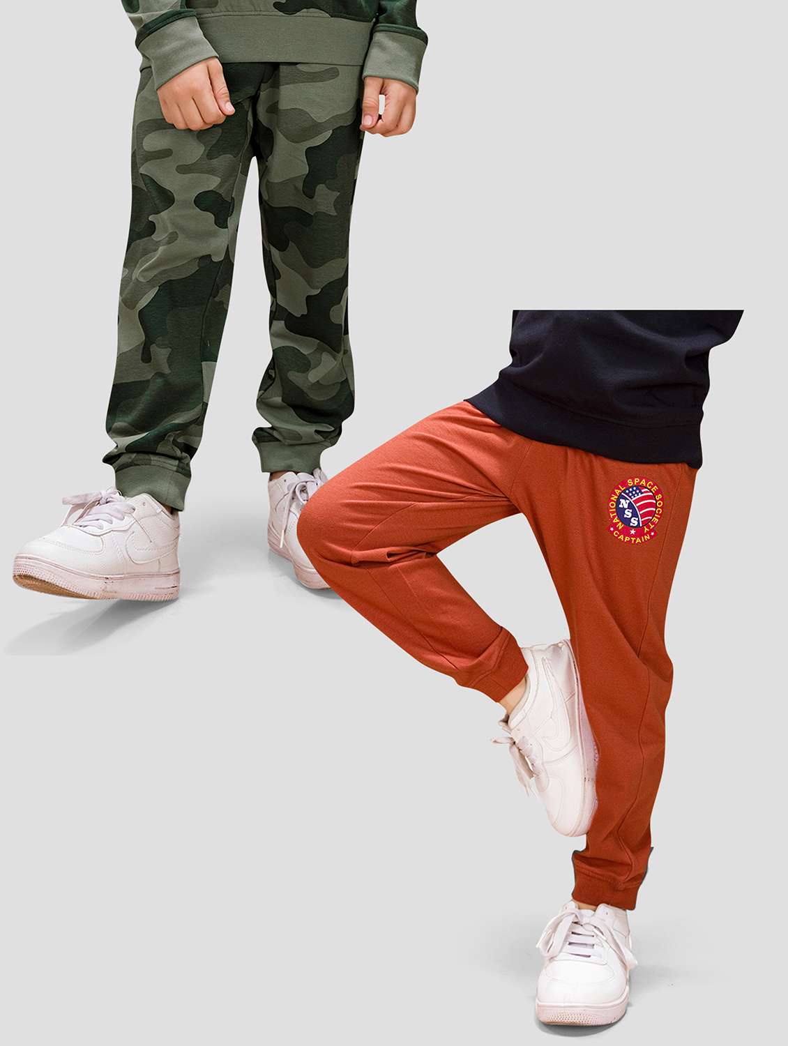 boys pack of 2 printed mid rise regular fit jogger