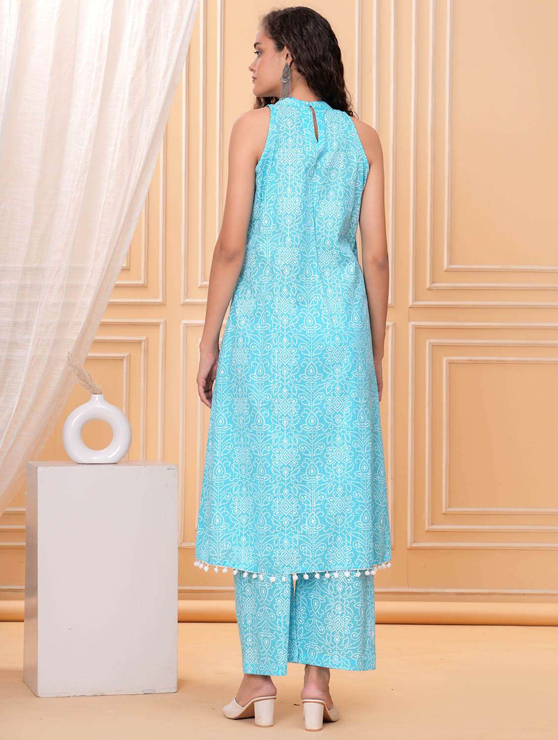women bandhani print halter neck kurta and pant set - 21986709 - Standard Image - 3