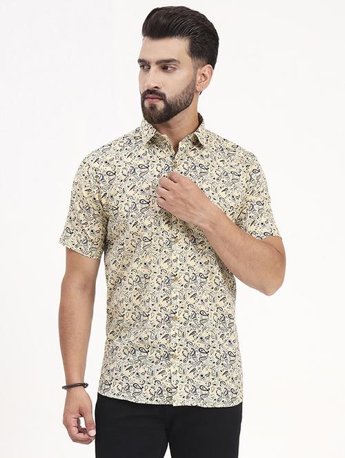men printed short sleeve regular fit casual shirt - 21986736 - Standard Image - 0
