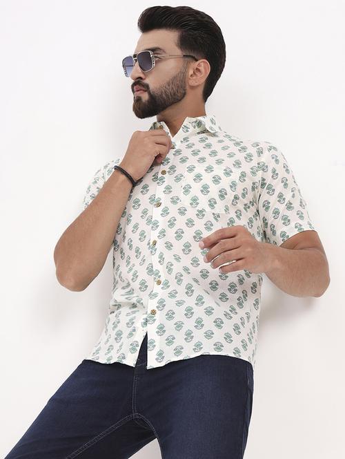 men printed short sleeve regular fit casual shirt - 21986739 - Standard Image - 0