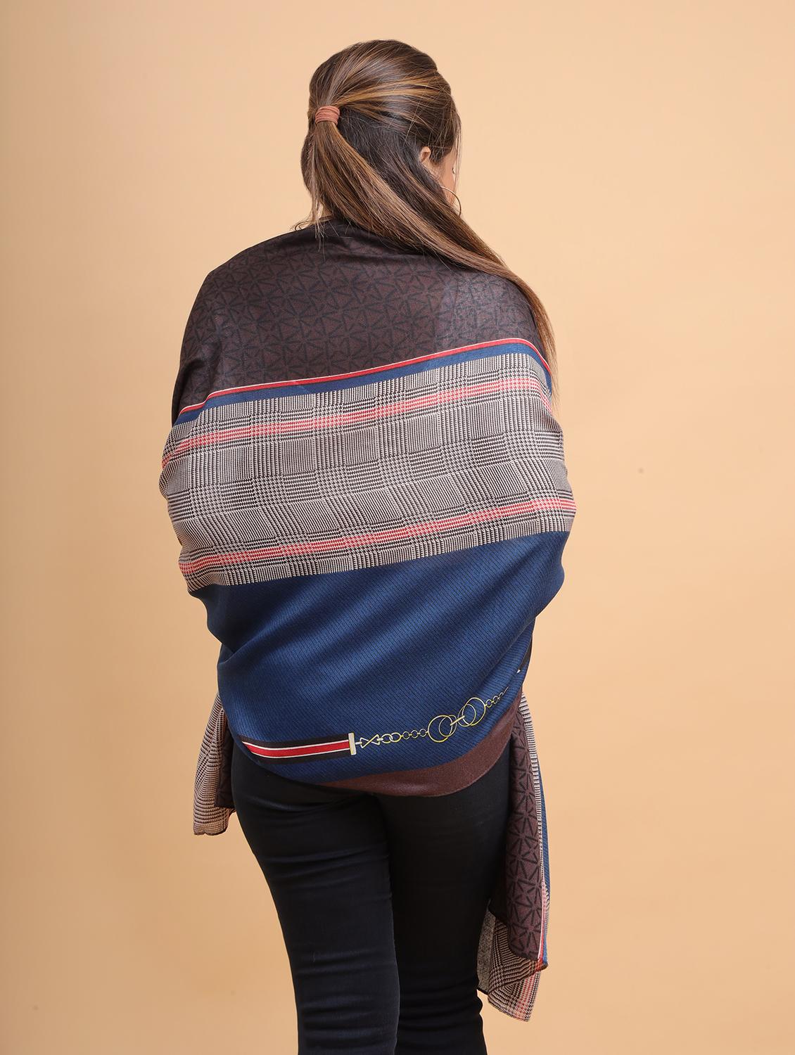 women printed viscose scarf - 21986817 - Standard Image - 3