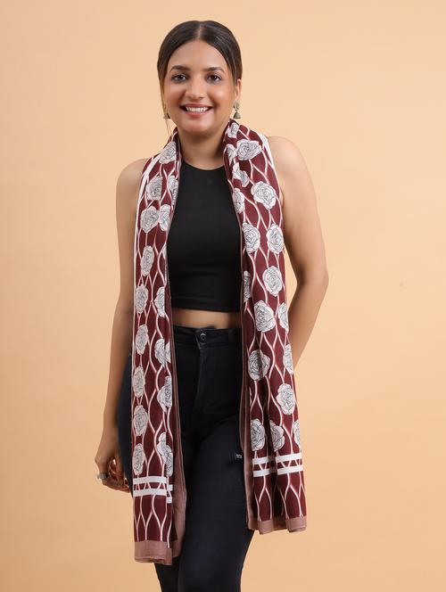 printed maroon color scarf - 21986824 -  Standard Image - 0