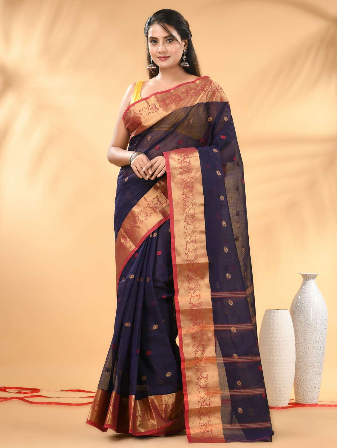 women self design tant saree