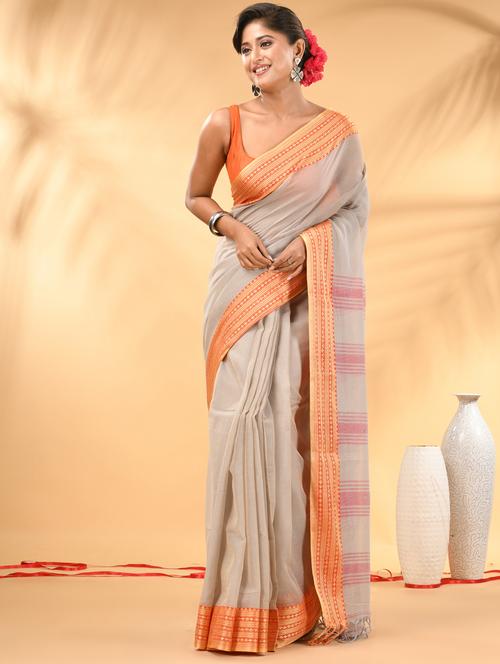 women solid with bordered handloom saree with blouse - 21986989 -  Standard Image - 0