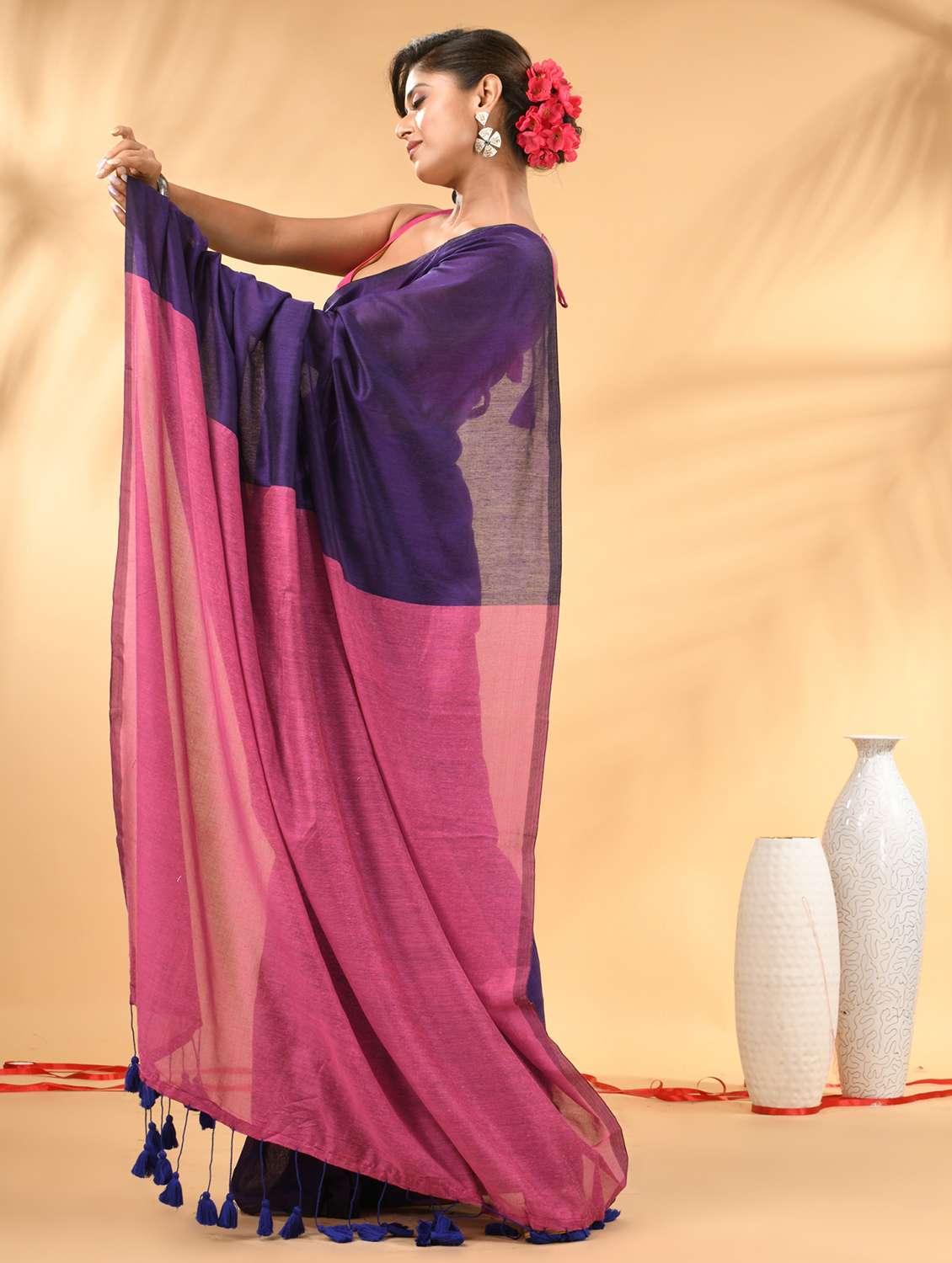 women solid handloom saree with blouse - 21986999 -  Standard Image - 3