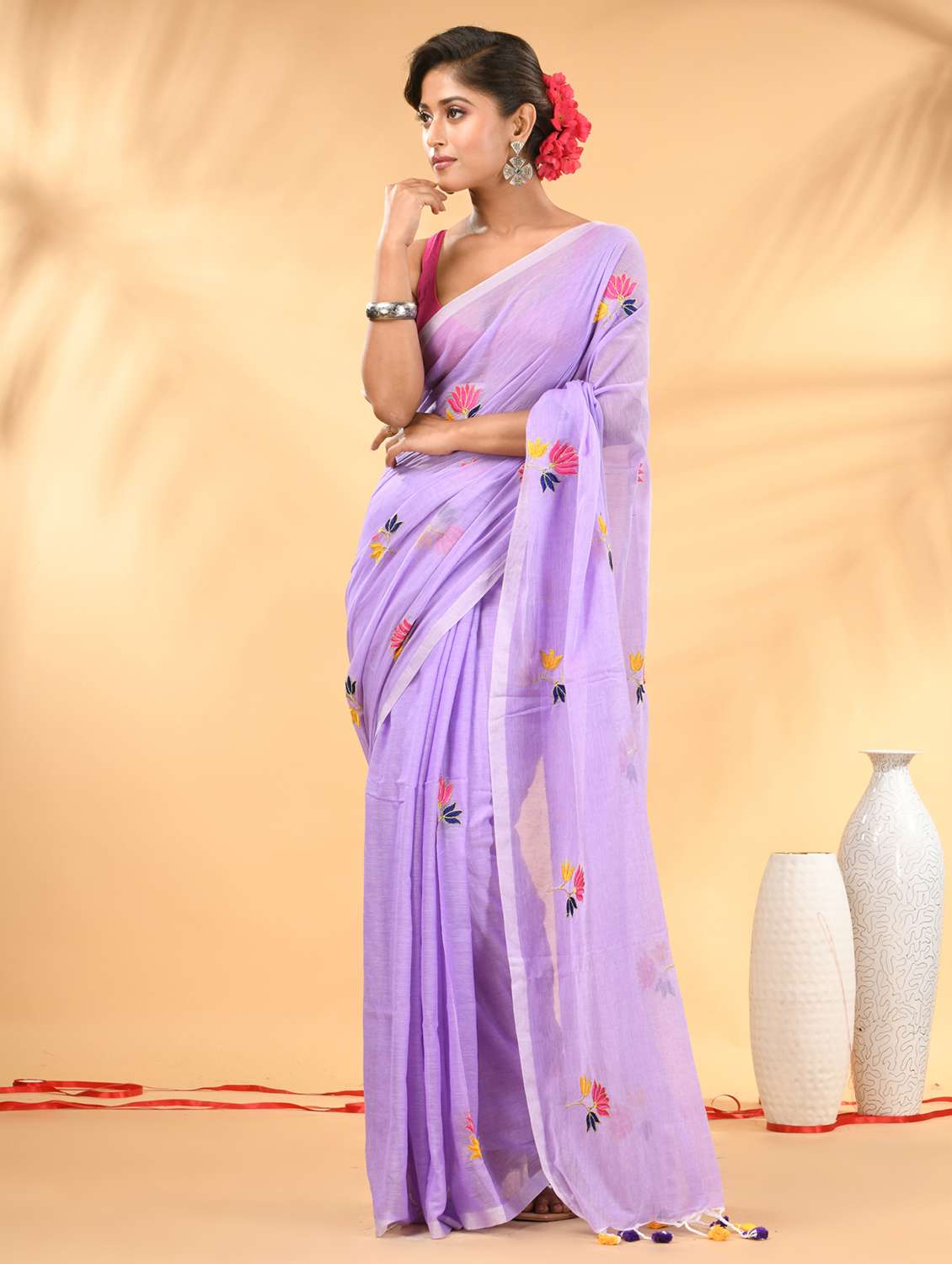 women floral embroidered handloom saree