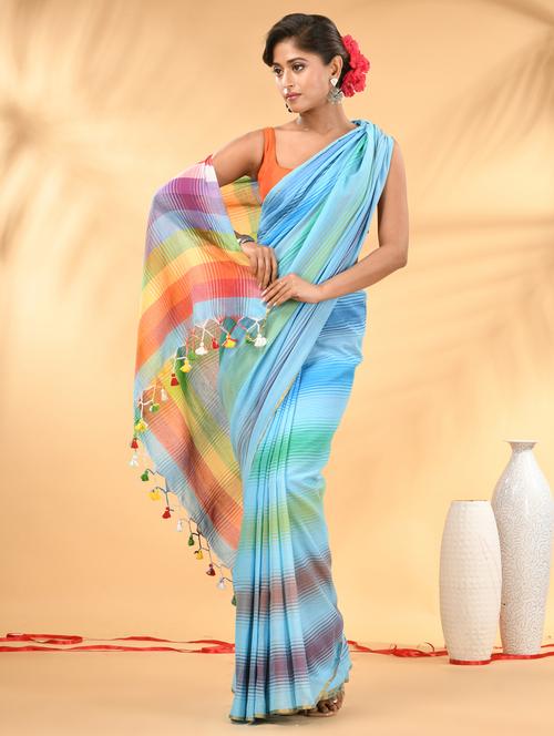 women striped handloom saree - 21987017 - Standard Image - 0