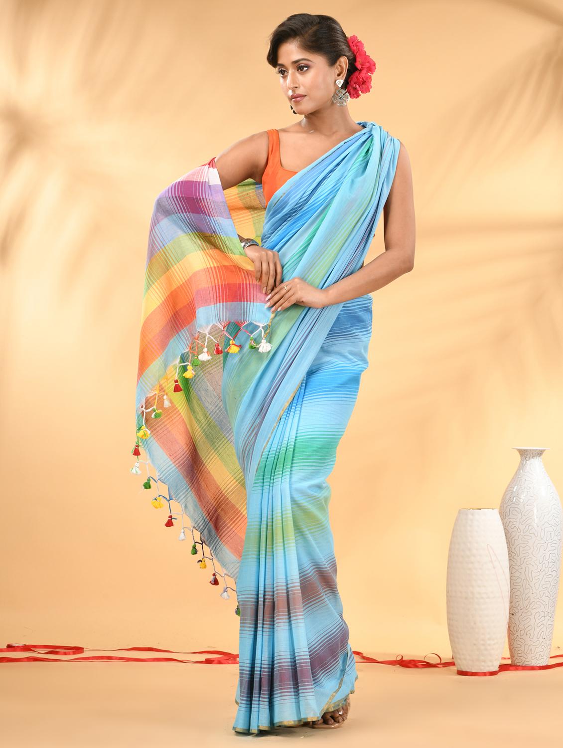 women striped handloom saree - 21987017 - Zoom Image - 0