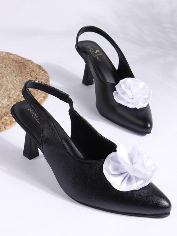 women black back strap sandal
