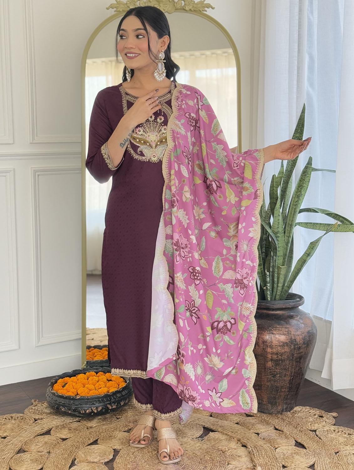 women three quarter sleeve kurta pant with dupatta set