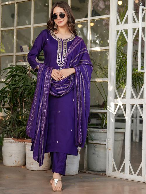 women three quarter sleeve kurta pant with dupatta set - 21987363 - Standard Image - 0